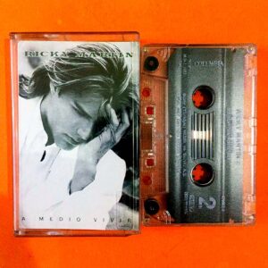 Ricky Martin - A Medio Vivir