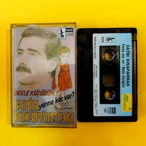 Fatih Kısaparmak – Yarına Kaç Var?  Bekle Küçüğüm