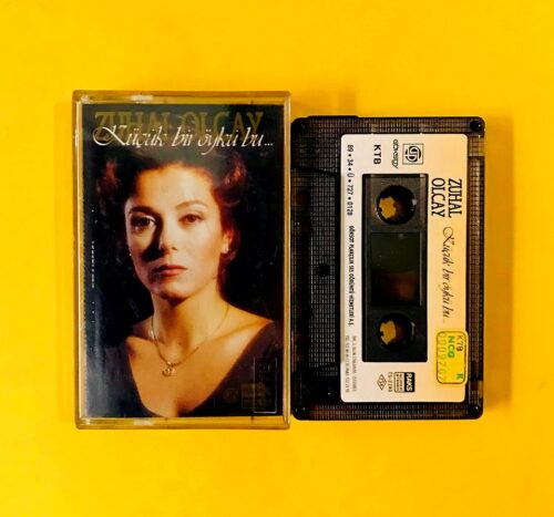 Zuhal Olcay – Küçük Bir Öykü Bu