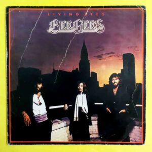 Bee Gees – Living Eyes