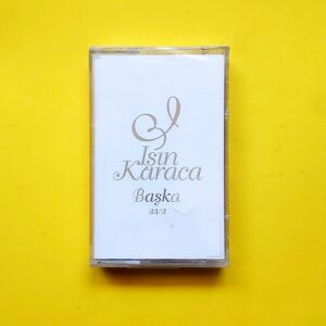 Işın Karaca – Başka 33/3 - Ambalajında