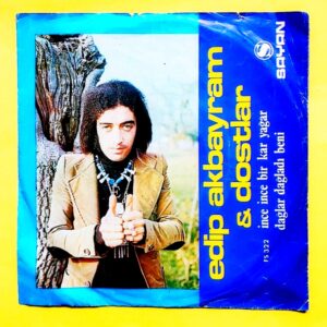 Edip Akbayram , Dostlar - İnce ince bir kar yağar