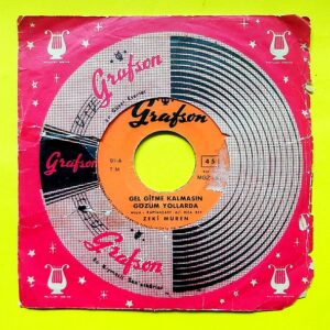 Zeki Müren - Gel Gitme Kalmasın Gözüm Yollarda